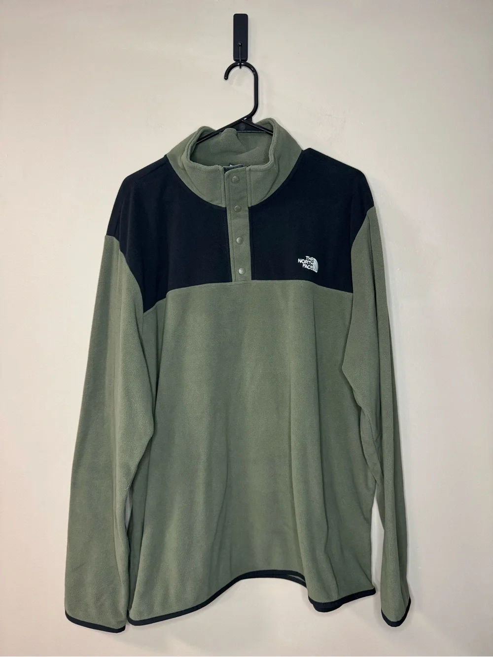 The North Face Olive Green & Black Snap Pullover Fleece